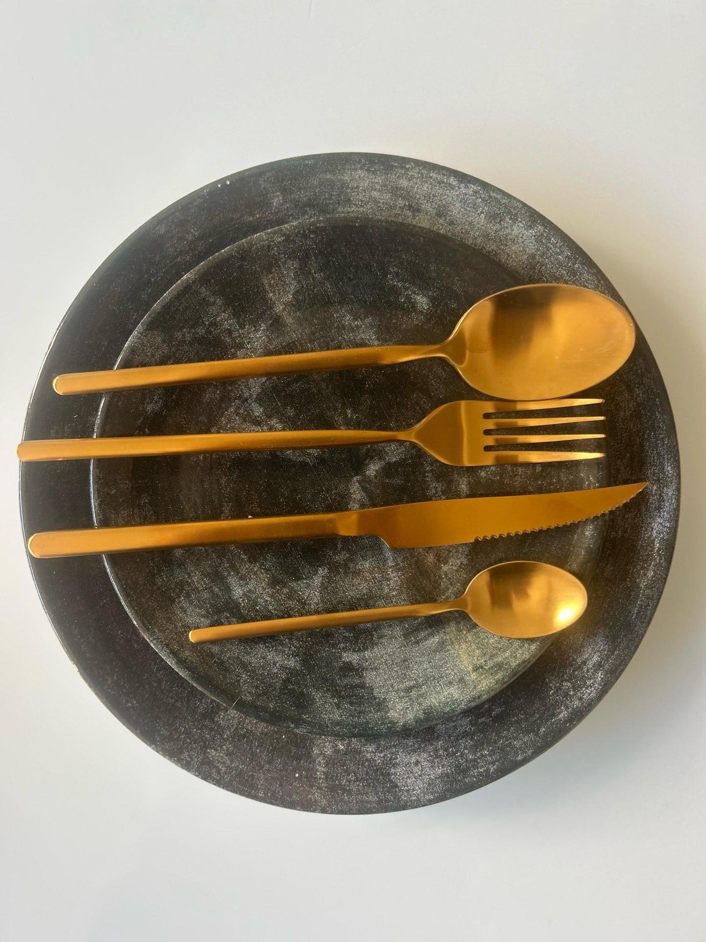 Set de mesa en verde y dorado – 6 piezas