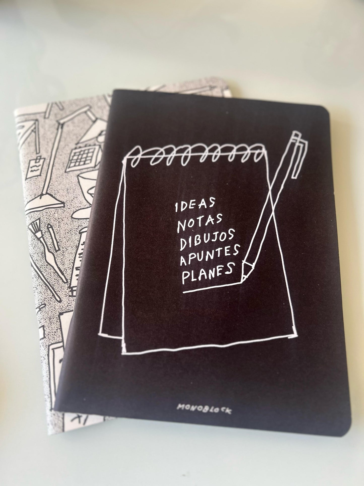 Set de 2 cuadernos Monoblock